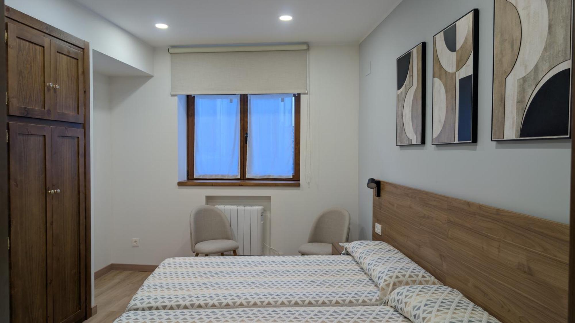 Hotel Rural La Plaza Caso Extérieur photo